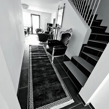 Roggendorf Zimmervermietung * 科隆