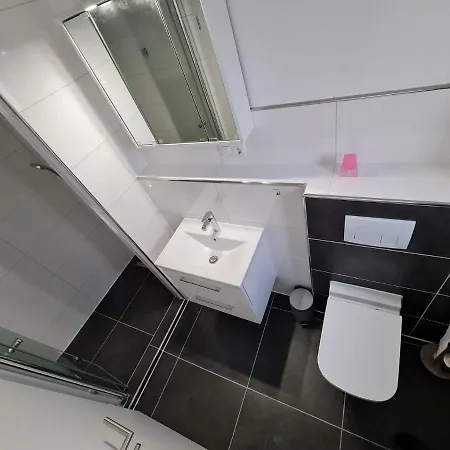 民宿 Roggendorf Zimmervermietung