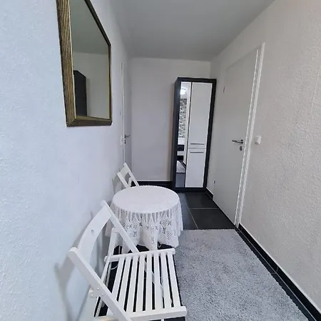 Roggendorf Zimmervermietung * 科隆