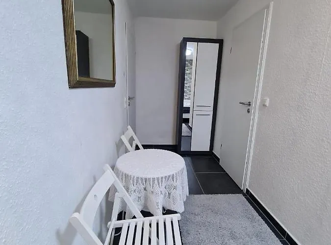 Roggendorf Zimmervermietung * Κολωνία